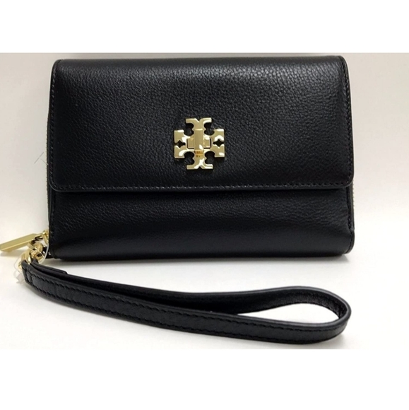 Tory Burch Handbags - Tory Burch leather Bi-fold wristlet
